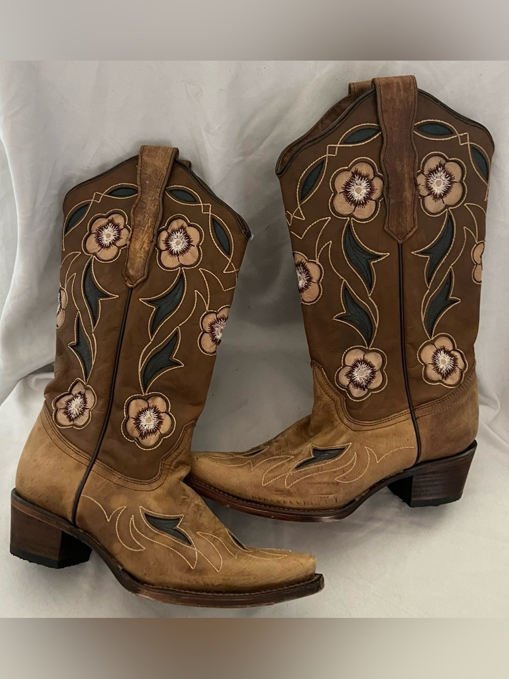Circle G Corral Floral Embroidery Boots US 9 $180 - Picture 7 of 9